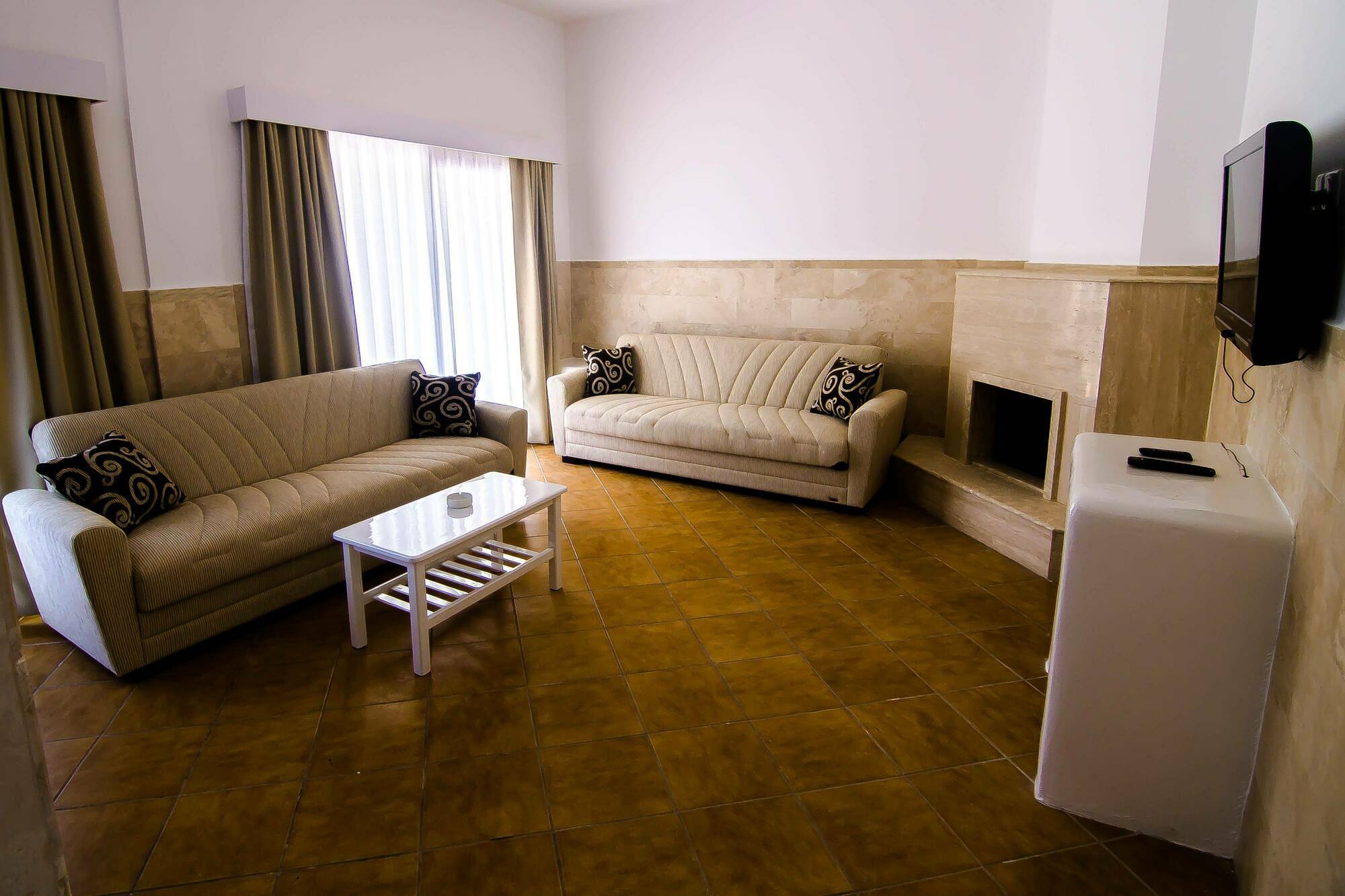 The Pine Bay Club Kyrenia (Northern Cyprus) Ngoại thất bức ảnh